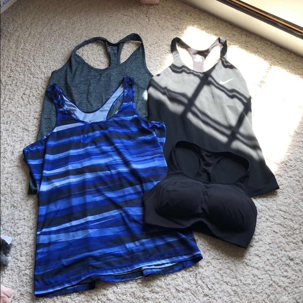 NIKE BUNDLE OF TOPS!!!